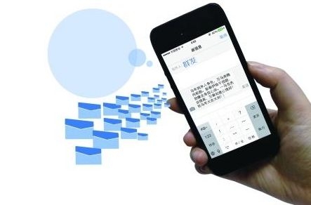 邀请亲戚吃年夜饭短信：温馨团圆的时刻