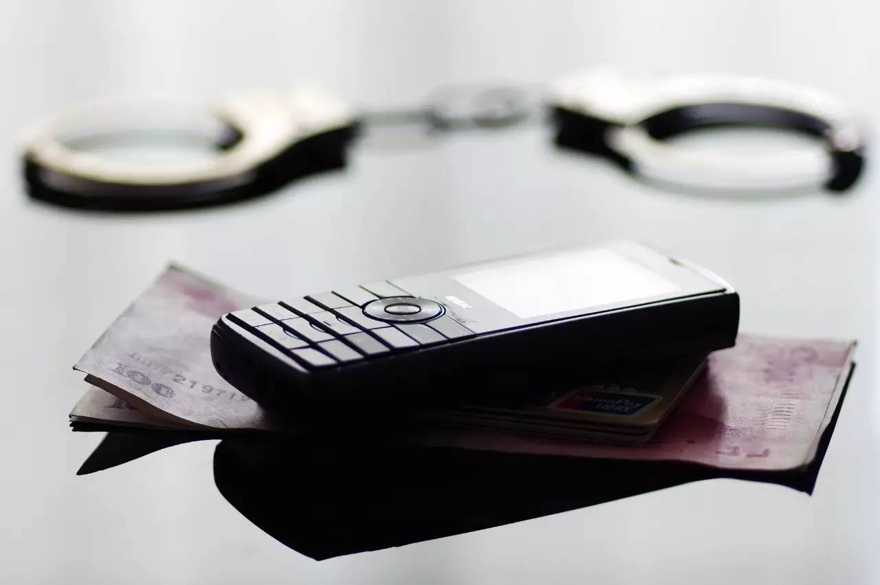 婚礼短信邀请函怎么写? 婚礼短信邀请函怎么写?